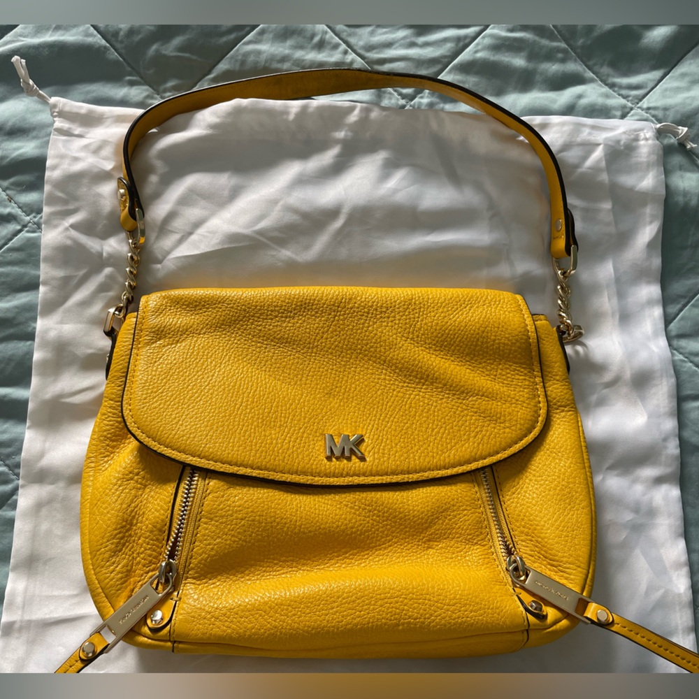 Yellow Michael Kors purse and wallet set